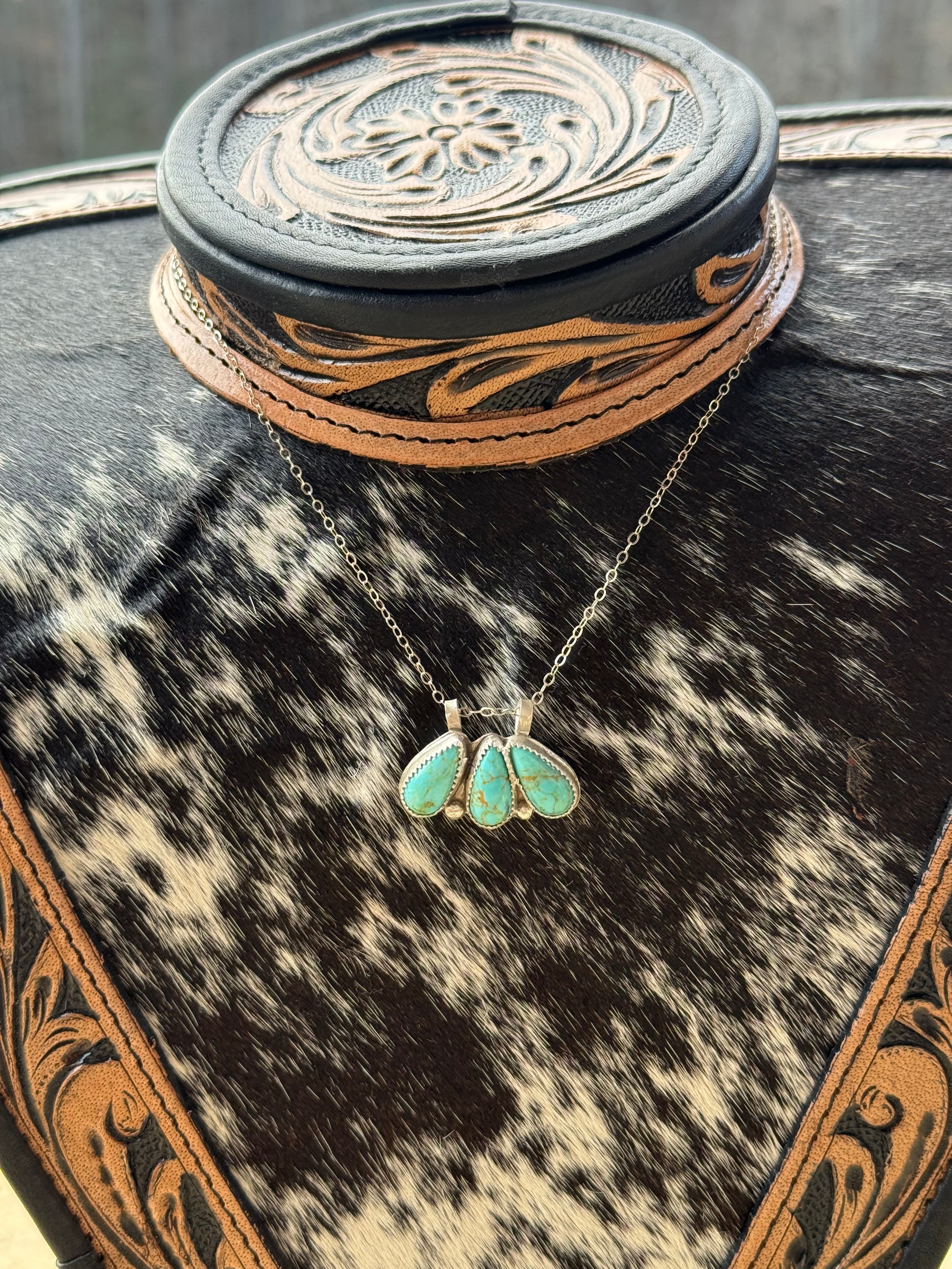 Kingman cluster necklace