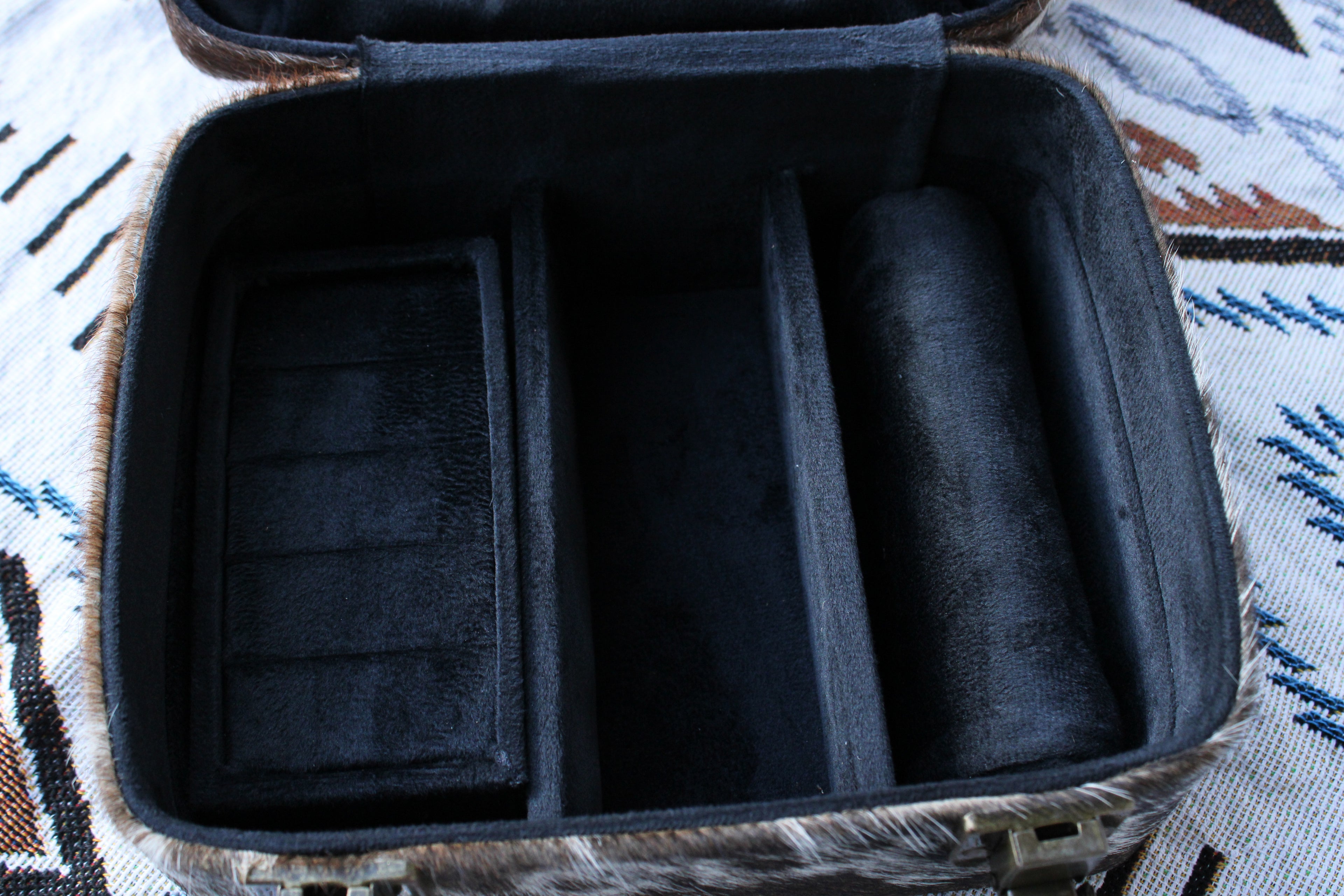 CHECKER ALL COWHIDE JEWELRY BOX