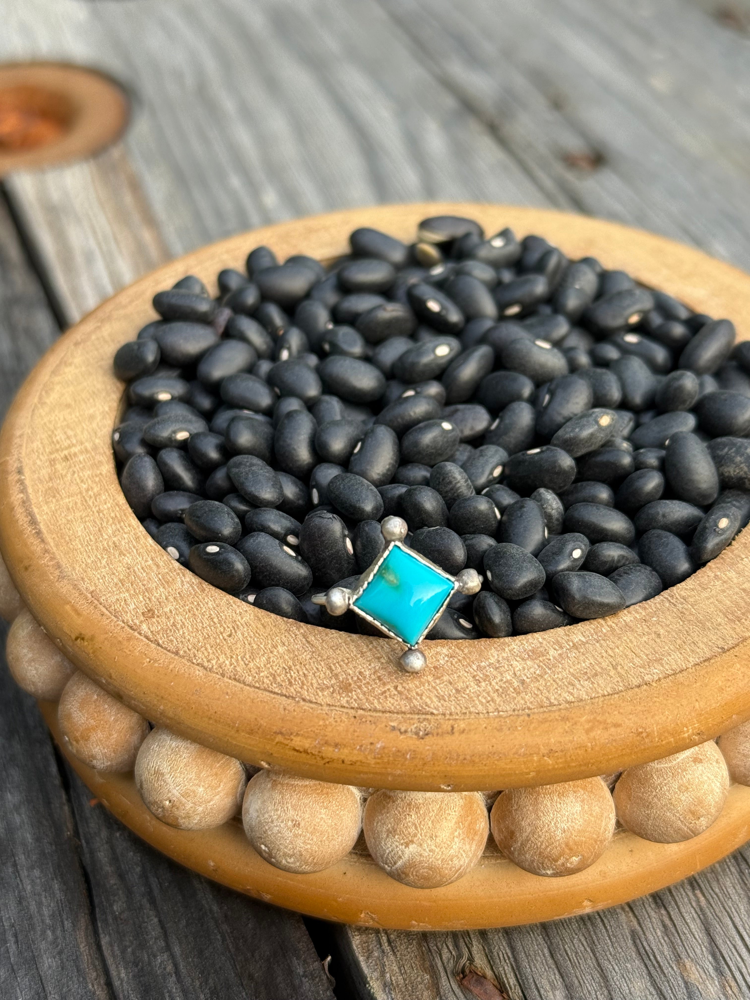 Kingman square point ring